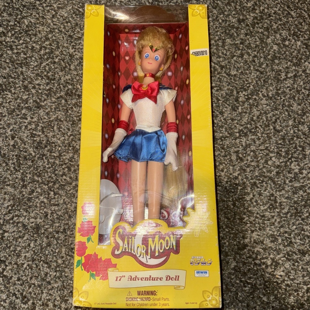 Irwin Toys Toei Animation 2000 Sailor Moon 17" Adventure Doll SAILOR MOON‎ NIB